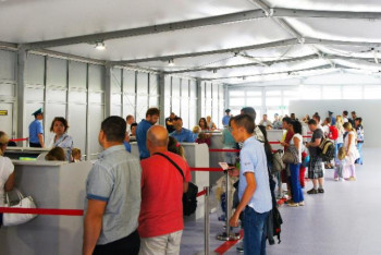 Фотография к новости: Шекарашылар жалған құжатпен өтпек болған 2 ирандықты ұстады 