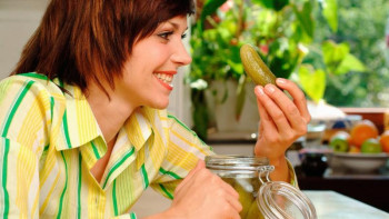 Фотография к новости: Тұздалған тамаққа құмарту ненің белгісі?