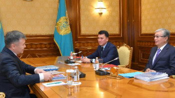 Фотография к новости: Президент заң жобаларының сапалы орындалуына көңіл бөлуді тапсырды