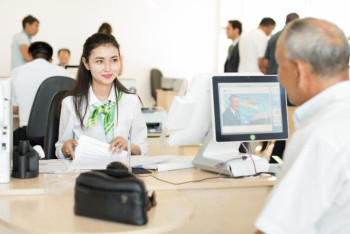 Фотография к новости: Бір өтінішпен алуға болатын мемлекеттік қызметтер саны көбейеді