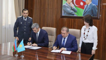 Фотография к новости: Тұрғымбаев Бакуде көші-қон шарттарын жеңілдететін құжаттарға қол қойды