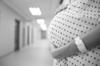 Фотография к новости: Акушер-гинеколог: Жасанды түсік жасату күнәсі дәрігердің мойнында емес