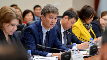Фотография к новости: Сенатта 2019-2021 жылдарға арналған республикалық бюджетке түзетулер қаралды