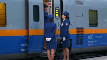 Фотография к новости: 265 мыңнан астам қазақстандық теміржол билетін "Күту парағымен" сатып алған