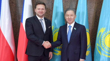 Фотография к новости: Нығматулин Қазақстан-Чехия парламентаралық ынтымақтастығын нығайтуға мән берді