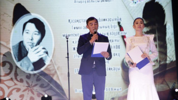 Фотография к новости: Атырауда Жұмекен Нәжімеденов атындағы көркем сөз сайысы басталды