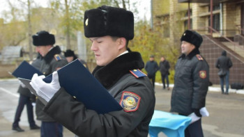 Фотография к новости: Қарағандыда 35 жас полицей ант қабылдады