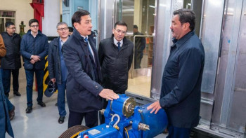 Фотография к новости: Көлгінов Қосшыдағы лифт құрылысы зауытында болды