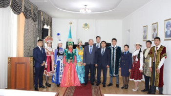 Фотография к новости: Абайдың 175 жылдығына арналған байқау өтті