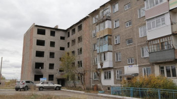 Фотография к новости: Шахтинскіде бос тұрған көпқабатты үйлер қалпына келтірілмек