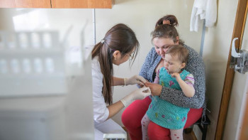 Фотография к новости: Екі медпойыз еліміздің 40 мыңнан астам тұрғынына көмек көрсетті 