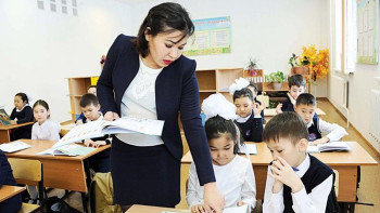 Фотография к новости: 123 мың мұғалімнің жалақысы өсті – министр