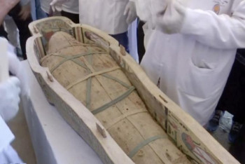 Фотография к новости: Мысырда ағаштан жасалған отызға жуық саркофаг табылды