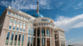 Фотография к новости: Мемлекет басшысы Тимур Құлыбаевты қабылдады