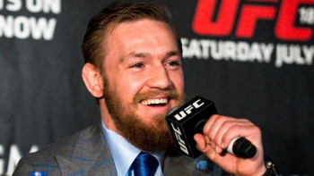 Фотография к новости: Макгрегор қазақстандық боксқа тамсанды 