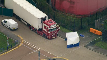 Фотография к новости: Ұлыбританияда жүк көлігінен 39 адамның денесі табылды