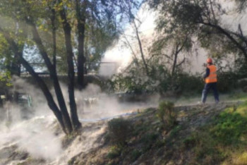 Фотография к новости: Алматы көшелерін ыстық су басты