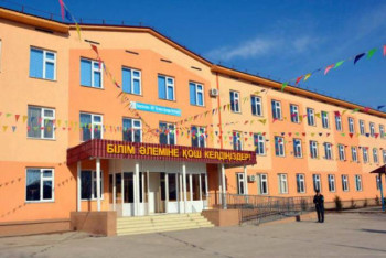 Фотография к новости: Оқушы көп, мектеп жетіспейді. Мәселе қалай шешіледі?