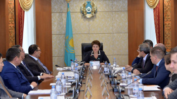 Фотография к новости: Коллекторлық қызмет туралы заңнаманы жетілдіру мәселелері талқыланды