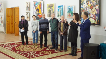 Фотография к новости: Қарағандыда "Әлем Сарыарқаның мылқау суретшілерінің көзімен" көрмесі ашылды