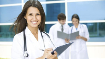 Фотография к новости: Өзін дәрігер-студентпін деп таныстырған қыз алаяқ болып шықты