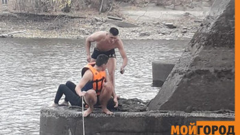 Фотография к новости: Оралда қыз көпірден секіріп кетті 