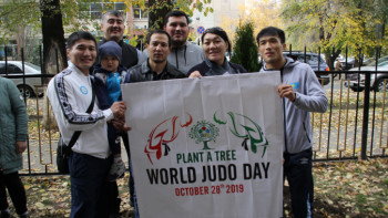 Фотография к новости: Қазақстан Халықаралық дзюдо федерациясы бастаған #PlantAtree акциясын қолдады