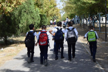 Фотография к новости: Павлодарда 40 мыңнан астам оқушы түрлі шарамен қамтылады 