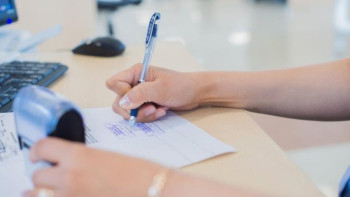 Фотография к новости: ІІМ Тоқаевтың шетелдіктерді тіркеуді алып тастау тапсырмасын қалай орындайтынын айтты