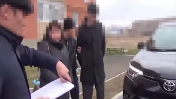 Фотография к новости: Ақмола облысында басқарма басшысы пара алу үстінде қолға түсті  