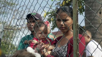 Фотография к новости: ЕО венесуэлалық босқындарға қол ұшын созуға шақырды