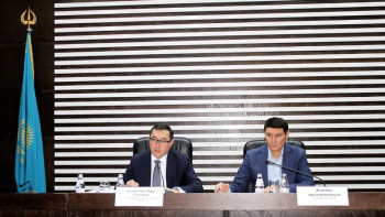 Фотография к новости: Жыл басынан бері мемлекеттік бюджетке 6 трлн теңгеден астам салық түсті