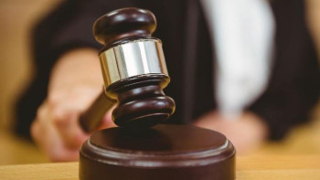 Фотография к новости: Көші-қон қызметінің бастығы бірнеше мәрте пара алғаны үшін сотталды