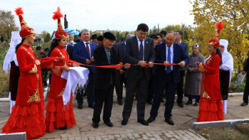 Фотография к новости: Түлкібаста жастар жылында "Жастар аллеясы" ашылды 