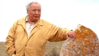 Фотография к новости: Әбіш Кекілбаевқа арналған шығармашылық байқау жарияланды