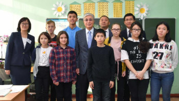 Фотография к новости: ﻿Президент Нұр-Сұлтанда жаңа мектеп салуды тапсырды