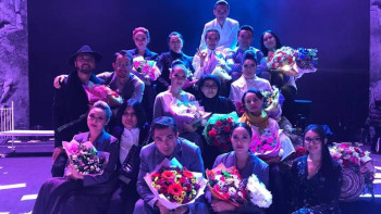 Фотография к новости: Мәскеуде "Фариза" спектаклі қойылды 