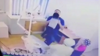 Фотография к новости: Әлеуметтік желіде балаға зәбір көрсеткен ақтаулық дәрігердің видеосы тарады