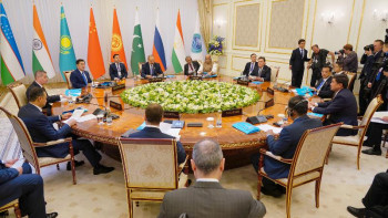 Фотография к новости: Мамин экономикалық ынтымақтастықты дамытатын бастамаларды ұсынды