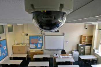 Фотография к новости: ШҚО-да бірнеше мектепке бейнебақылау қойылды