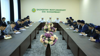 Фотография к новости: Мүфтияттың аппарат жиналысында 50 мәселе қаралды