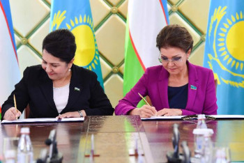 Фотография к новости: Назарбаева: Қазақстан мен Өзбекстанның өзара іс-қимылын одан әрі  тереңдетудің келешегі зор