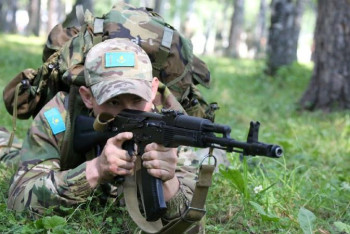 Фотография к новости: Қазақстан Қарулы күштері әскери барлаушылар күнін атап өтті