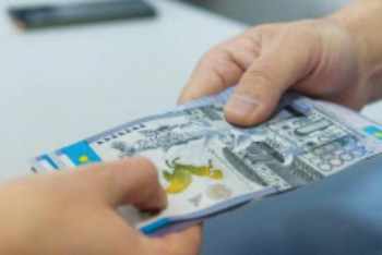 Фотография к новости: Пара алған бөлім басшысына 4,5 млн теңге айыппұл салынды