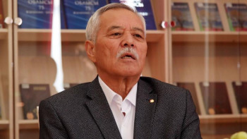 Фотография к новости: Президент халықтың әл-ауқатын жақсартуды басты міндет етіп қойды – жазушы