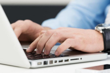 Фотография к новости: Қарағандылықтар білім басқармасының қызметкерлеріне тікелей эфирде сұрақ қоя алады 