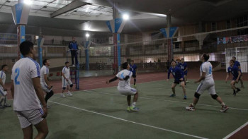 Фотография к новости: Полиция қызметкерлері арасында волейболдан сайыс өтті