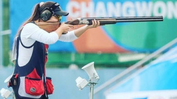 Фотография к новости: Сәрсенкүл Рысбекова стенд атудан Олимпиада жолдамасын жеңіп алды 