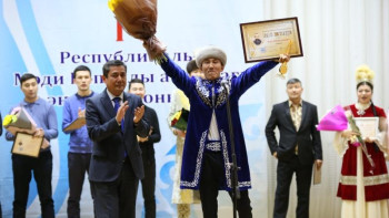 Фотография к новости: Мәди Бапиұлы атындағы дәстүрлі әншілер байқауы қорытындыланды