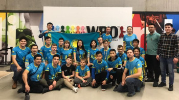 Фотография к новости: NIS робототехниктері бүкіләлемдік олимпиадада қола жүлдені иеленді